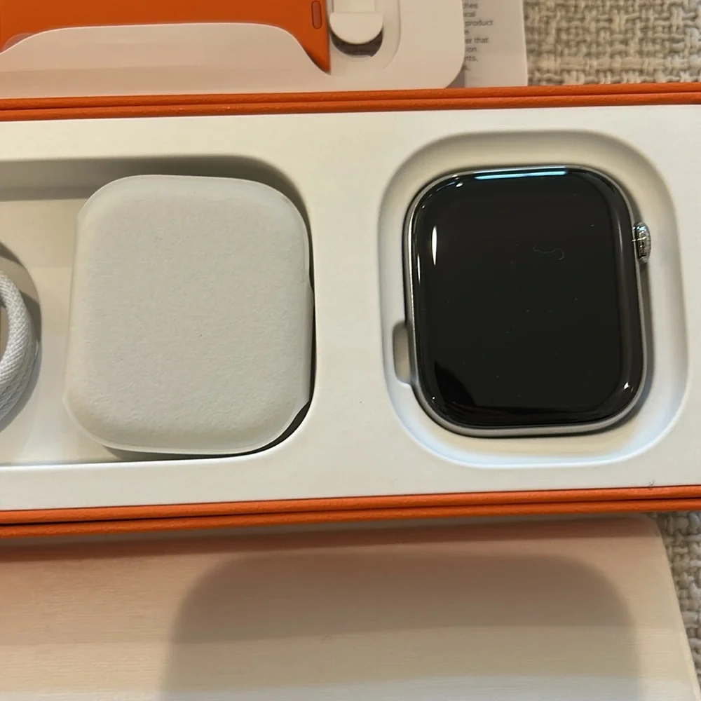 Brand new Hermes grand H steel apples watch 46MM series 11